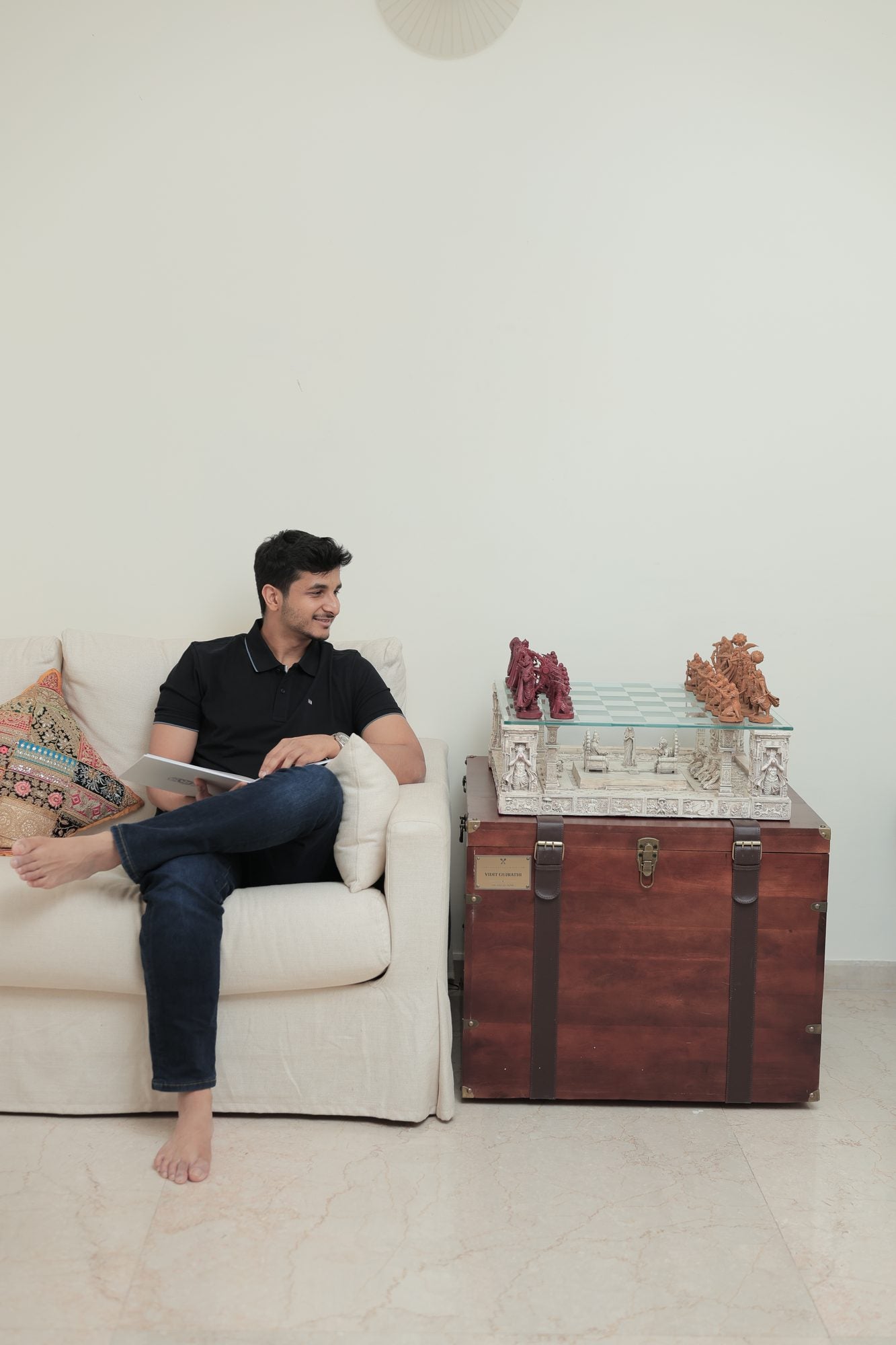 A collector at home with the Battle of Kurukshetra artefact